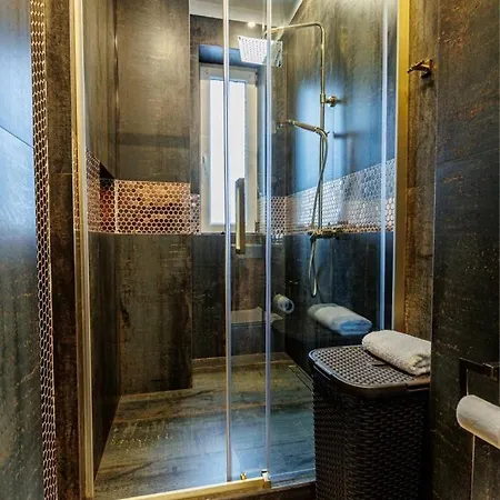 King 3 And Apartment *